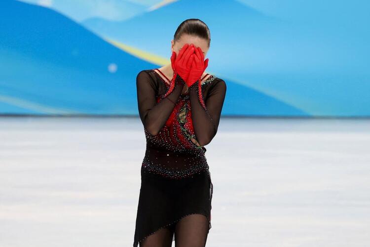 โอลิมปิกฤดูหนาว: การรักษา Kamila Valieva โดยผู้ติดตาม ‘หนาว’ – IOC
